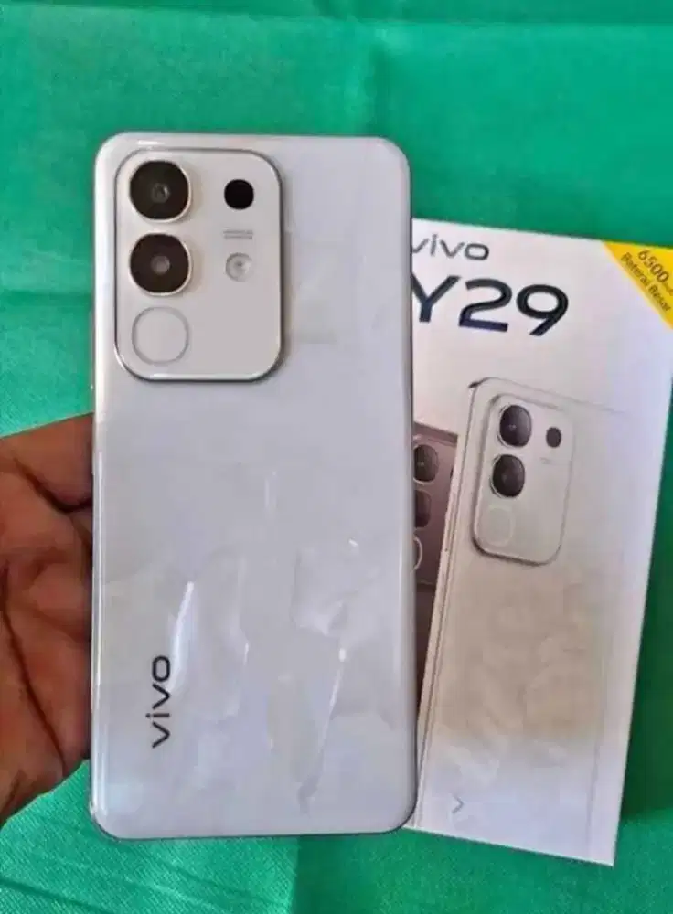 Vivo y29 ram 8/128gb