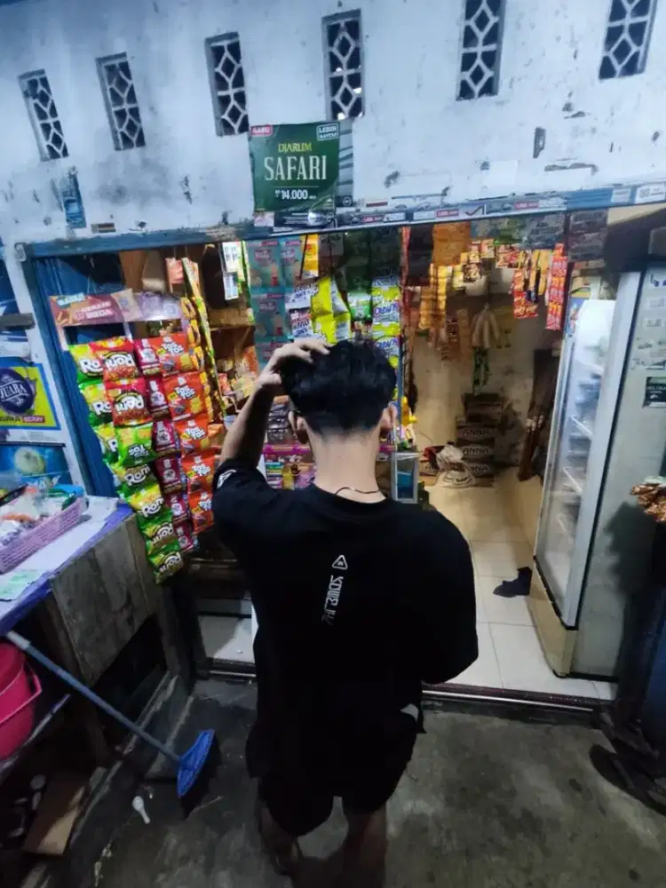 saya sedang mencari kerja