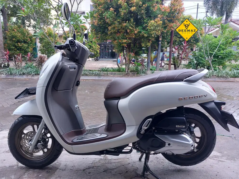 (DP 400)‼️ Plat B TangKot Scoopy Prestige Keyless Putih 2023