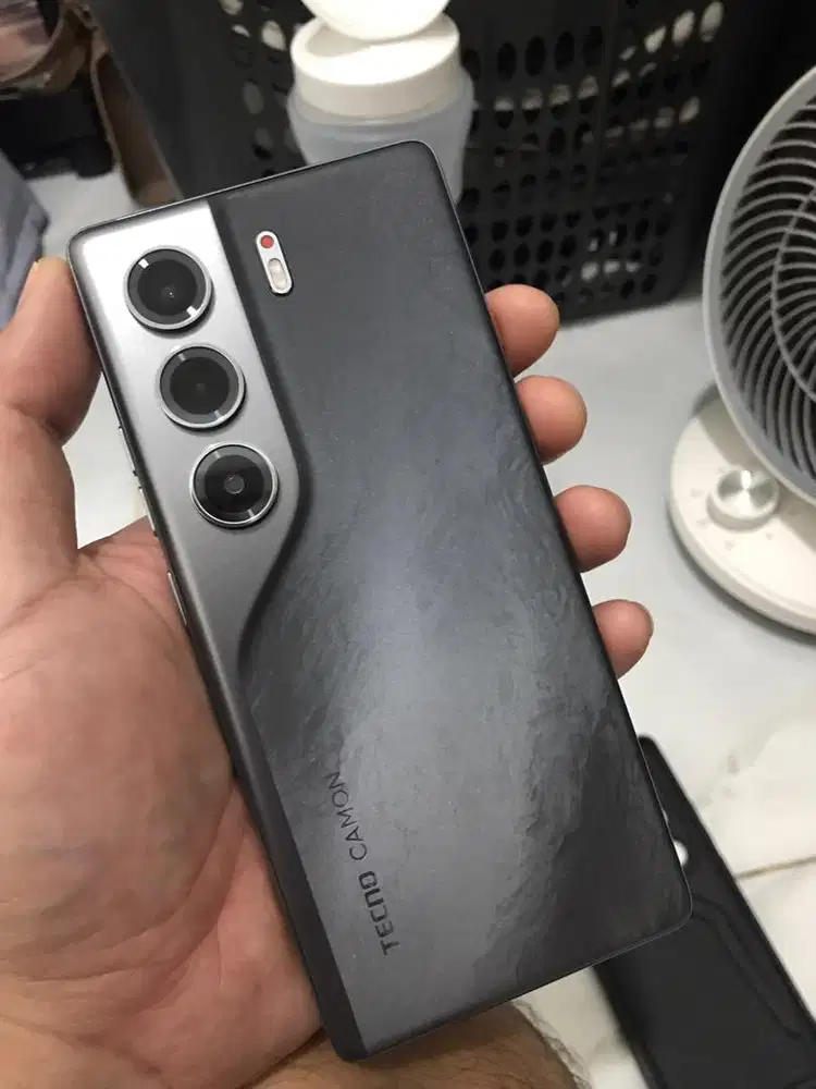 Tecno Camon 40 8/256