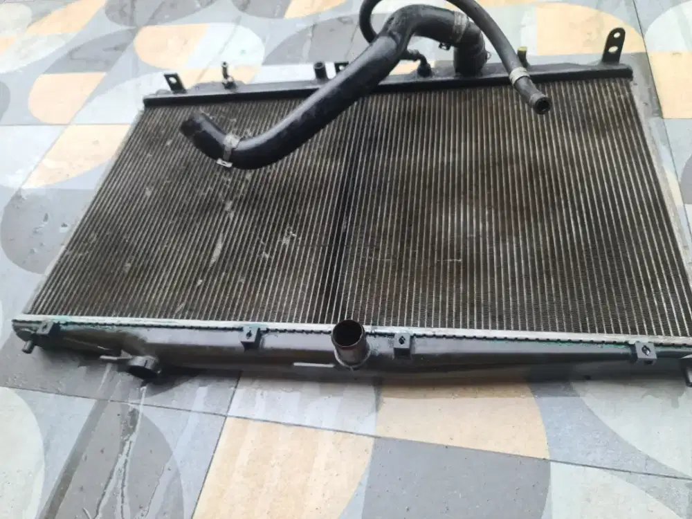Radiator Odyssey RB3 Bekas
