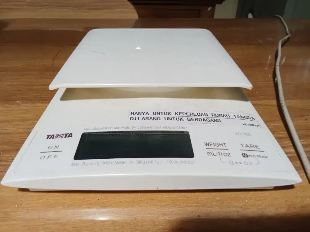 Timbangan Digital TANITA KD-320 , Bagus Normal, COD Cijantung Dsk