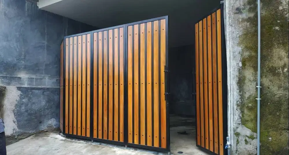 pintu pagar grc motif kayu
