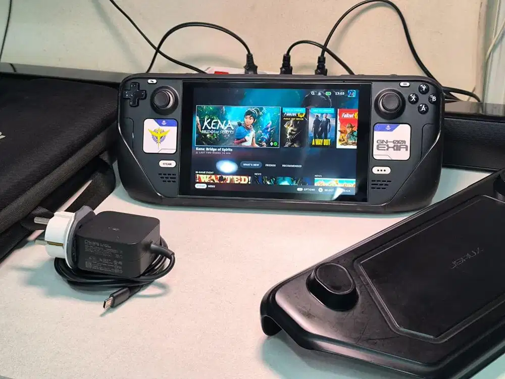 Steamdeck LCD 256GB + 128GB MicroSD