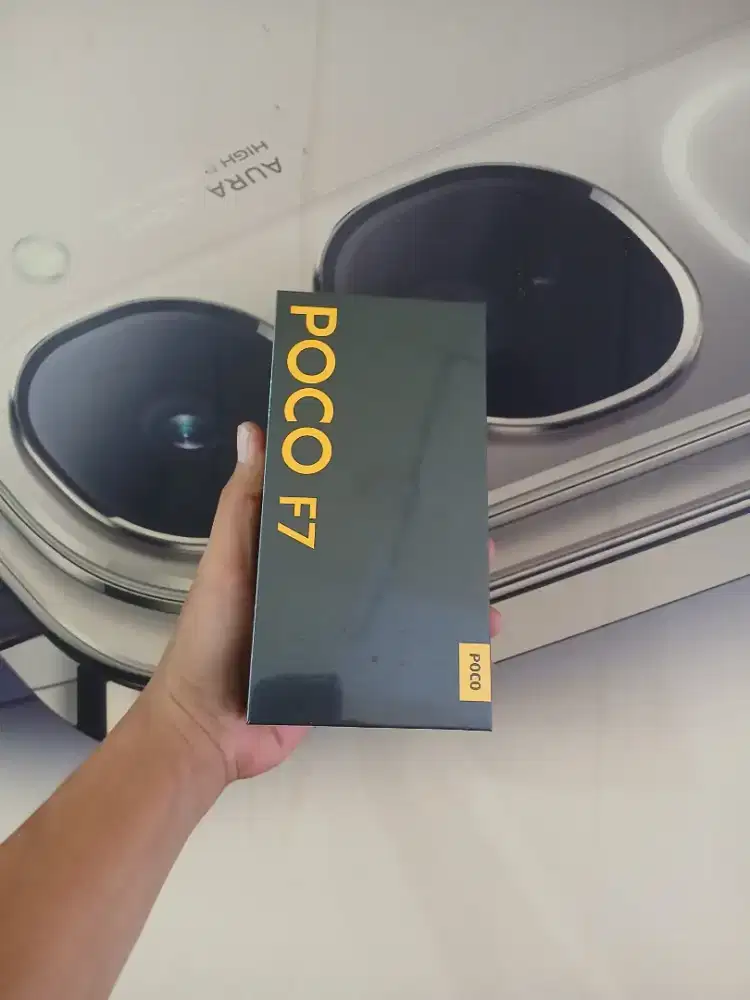 Berminat silahkan WA Poco F7 5G 12/512 Garansi resmi 15bln