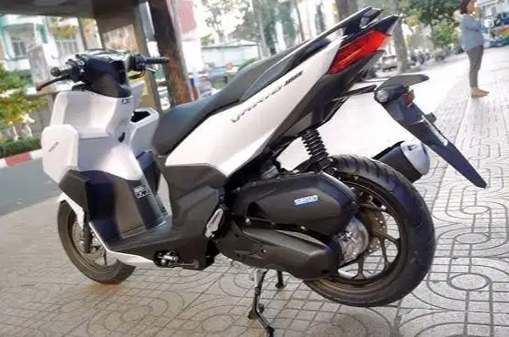 VARIO 160 PUTIH BE  Plat BE