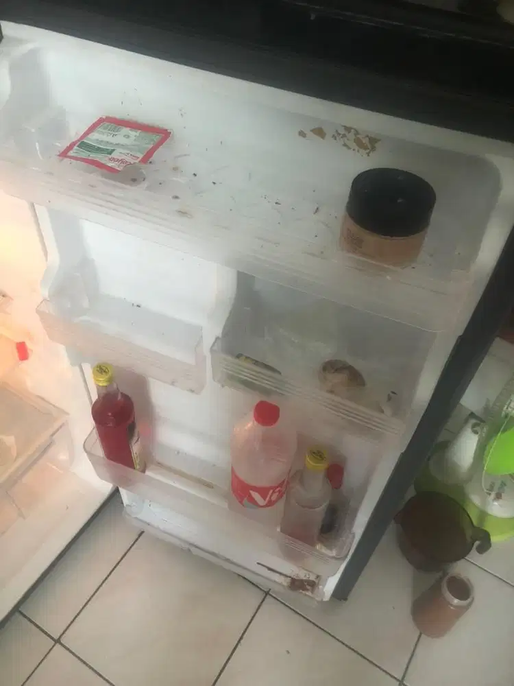 Kulkas Sharp 1 pintu