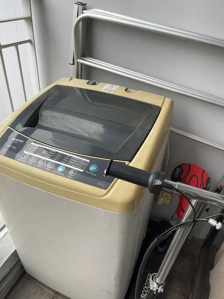 Dijual mesin cuci sanken