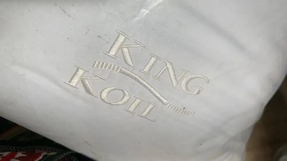 Bantal & Guling King Koil