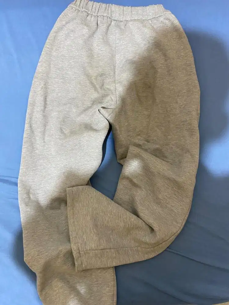 Celana SweatPants No Minus