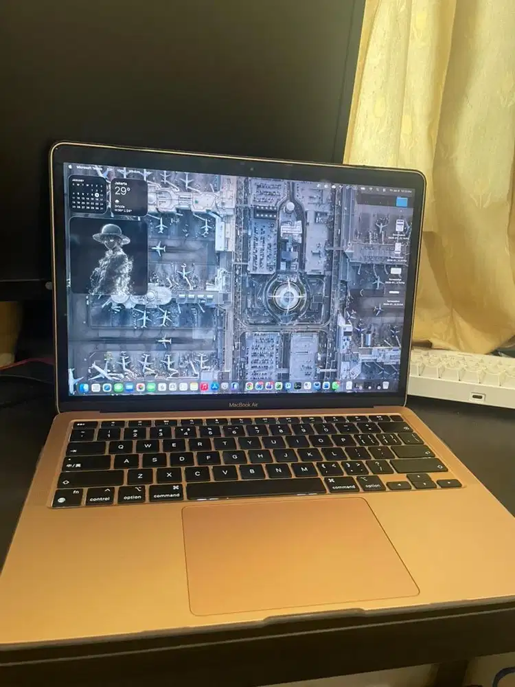 macbook air m1 8/256
