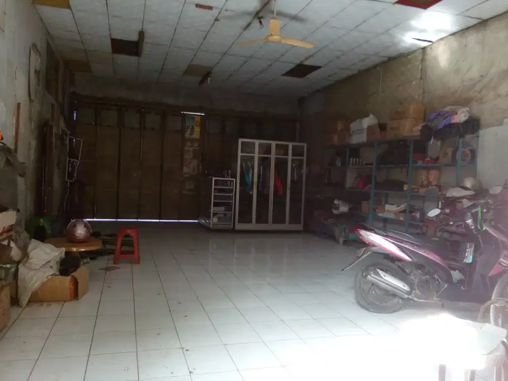 Rumah dan Toko Letak Strategis