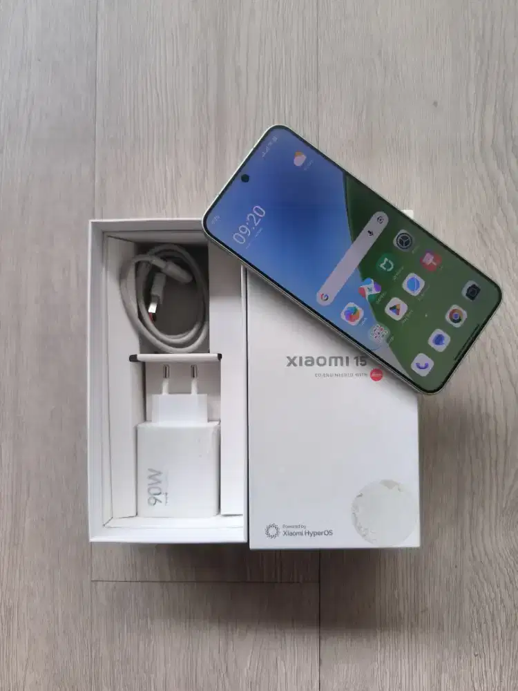 Xiaomi 15 12/256GB Fullset Mulus