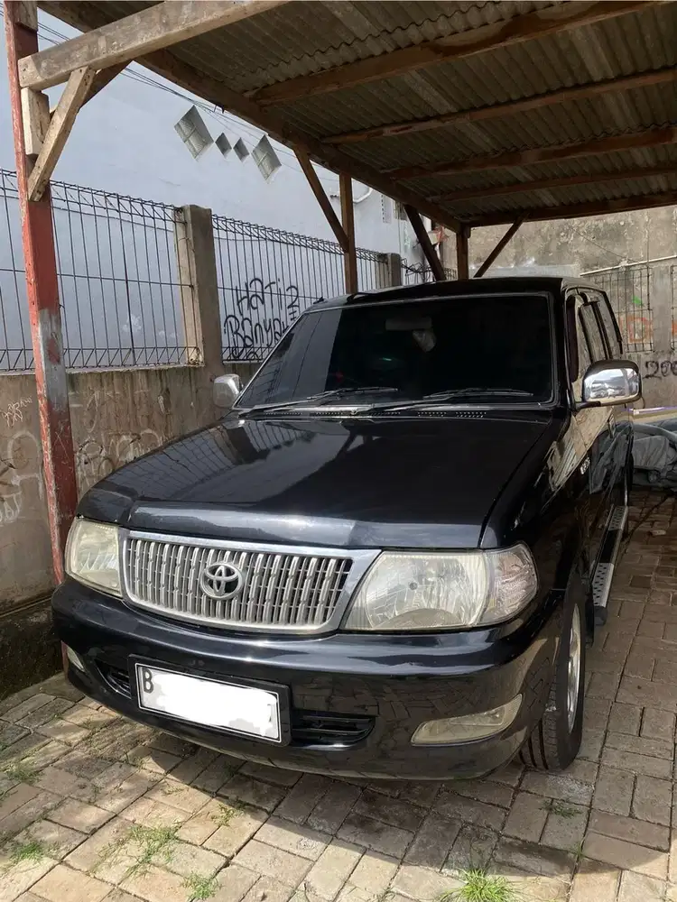 Toyota Kijang 2004 Bensin