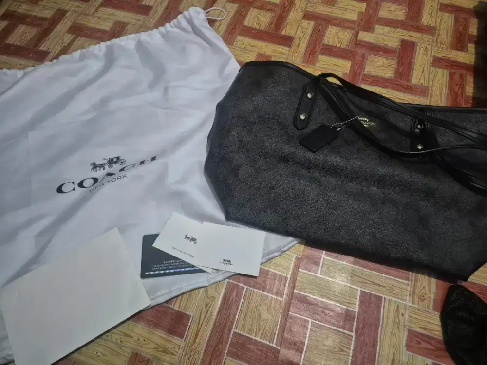 Preloved Tas Coach