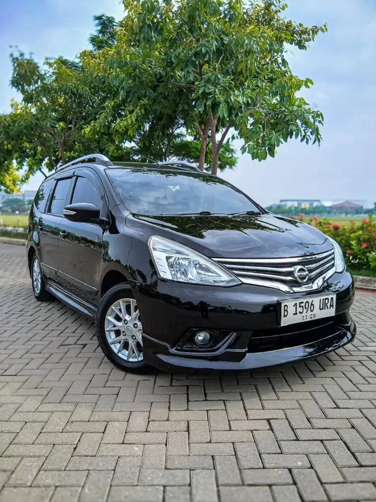 Harga Cash dan Kredit Paling Murah Grand Livina 1.5 XV AT 2013