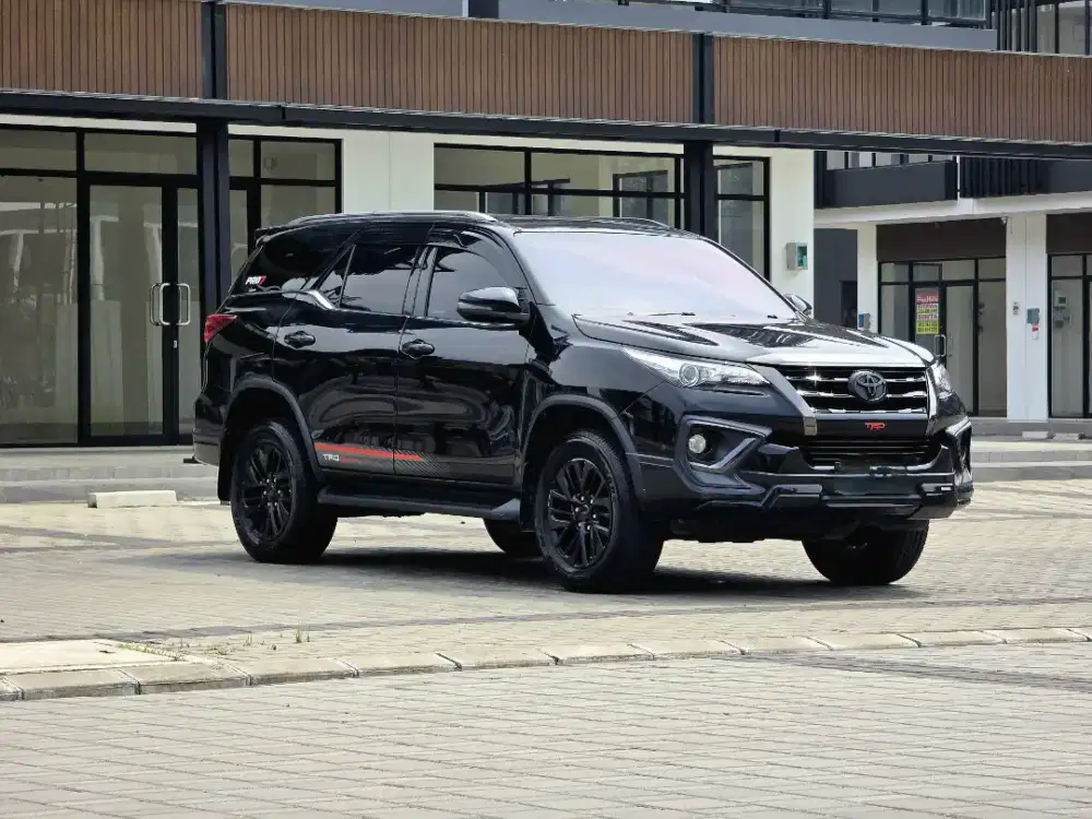 Toyota Fortuner VRZ TRD Sportivo At Diesel tahun 2020