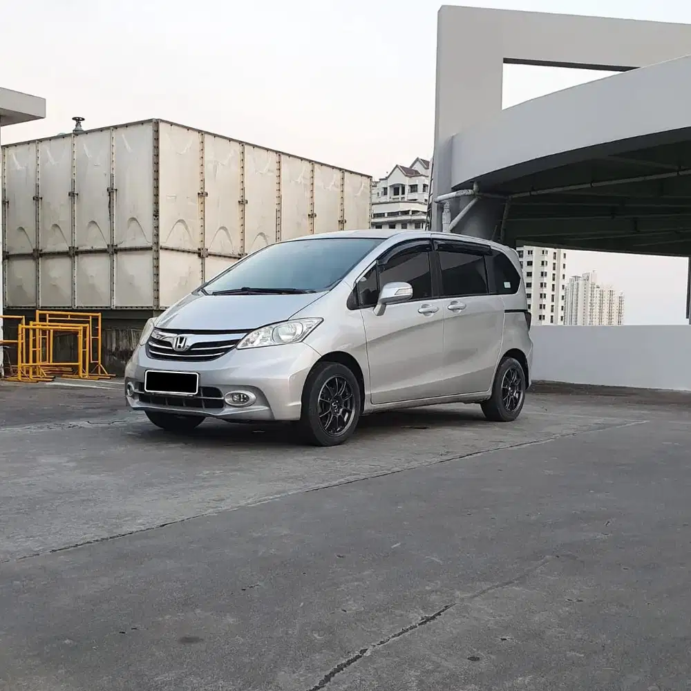 Honda Freed 2014 Bensin
