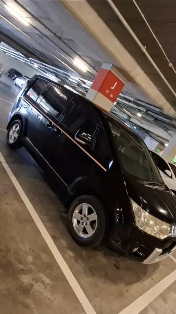 Mitsubishi Delica 2014 Bensin