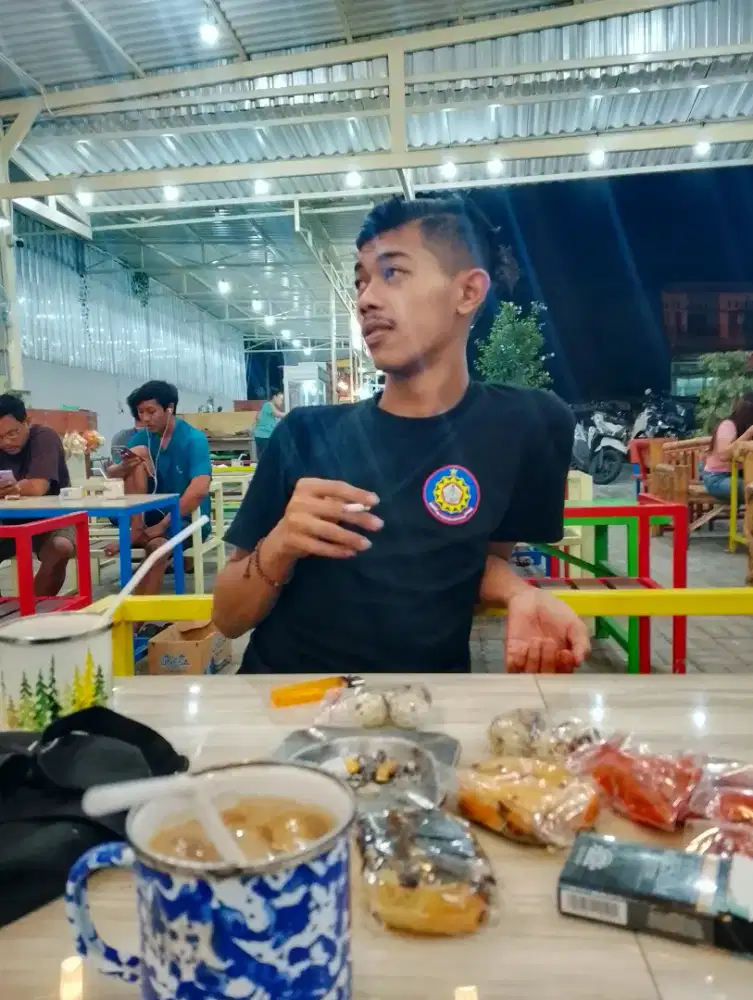 Cari pekerjaan serabutan apa saja