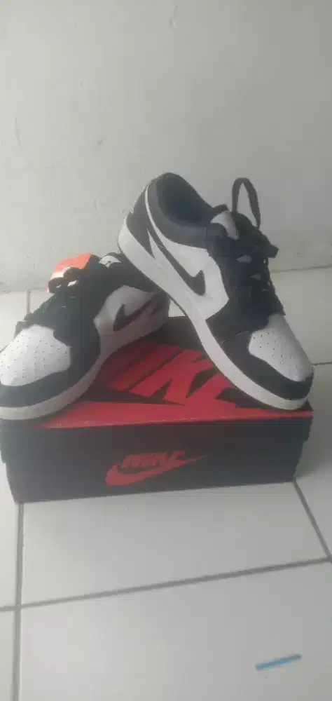 Sepatu nike jordan panda