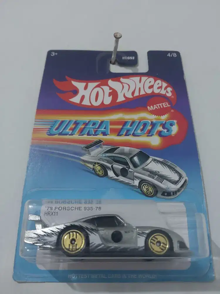 Hot wheels porsche 935