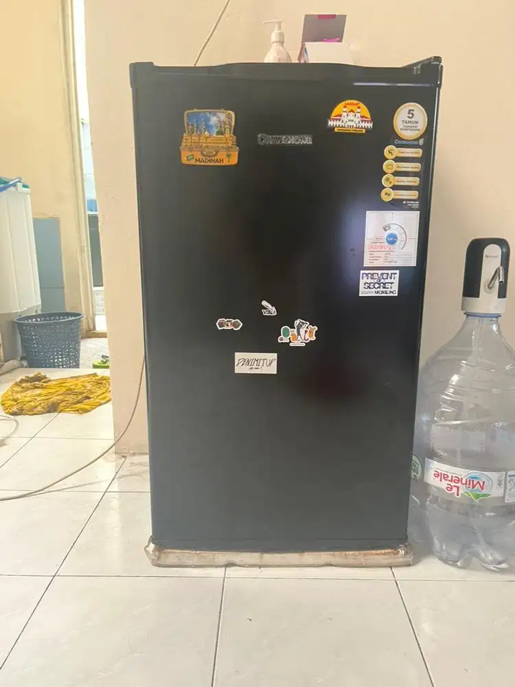 Kulkas changhong mini