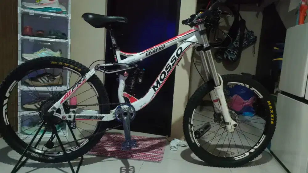 Sepeda gunung (MTB) Mosso 668FR2. Mosso