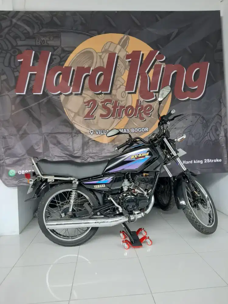 Motor tua menolak punah