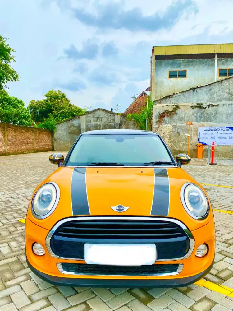 Mini Cooper F56 Turbo 3 Doors.