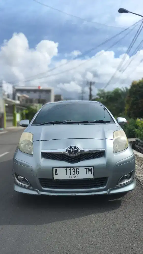 Yaris S Limited