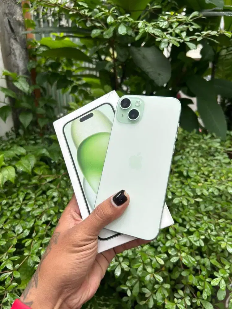 Iphone 15 plus 128GB ibox garansi on Maret 2026