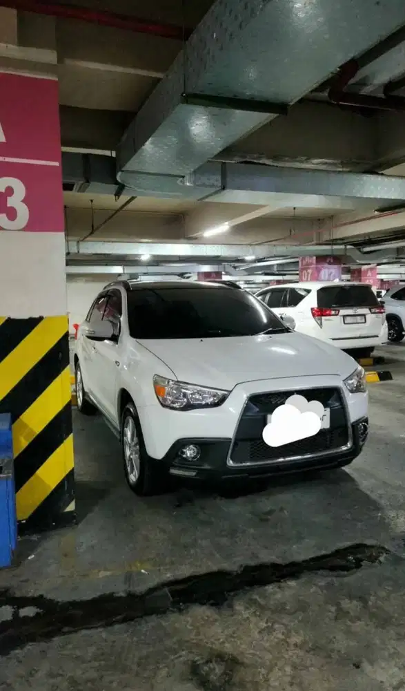 WTS Outlander Sport PX AT 2.0 Th 2012 Putih