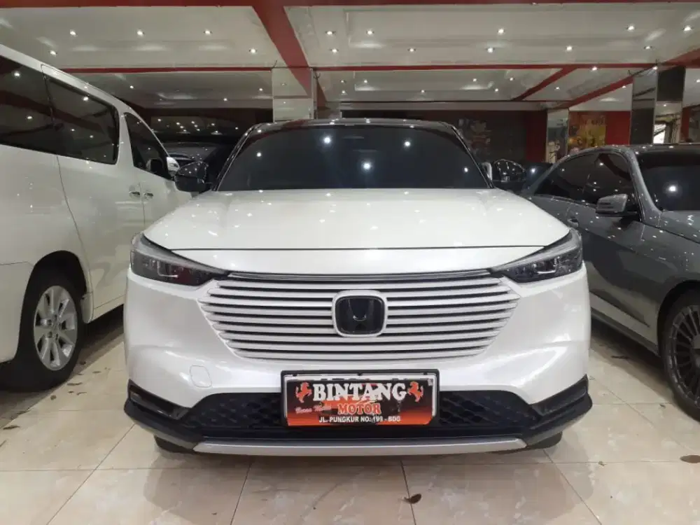 KM 5RB! HRV SE AT 2024 PANORAMIC PUTIH / MODEL TH 2025 (BINTANG MOTOR)