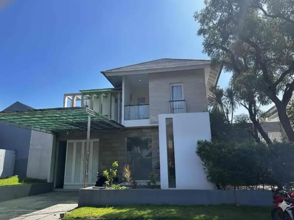 Dijual Rumah Mewah Bangunan Baru dan Terawat,  Stamford Place Citraland Surabaya Barat