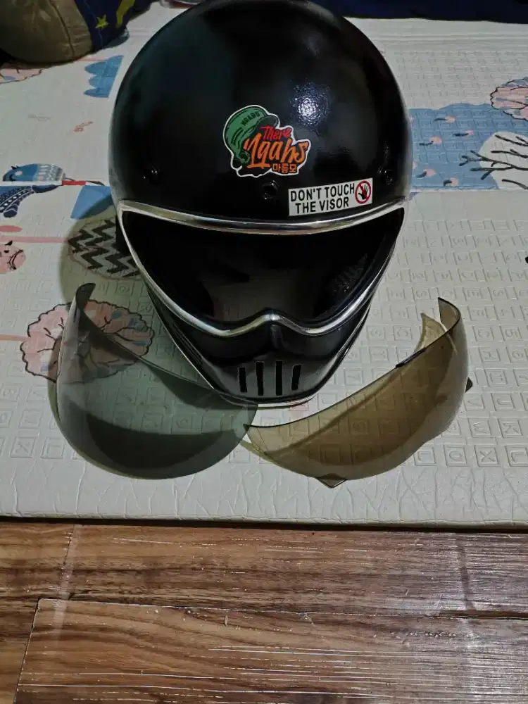 Helm cakil minus pemakaian