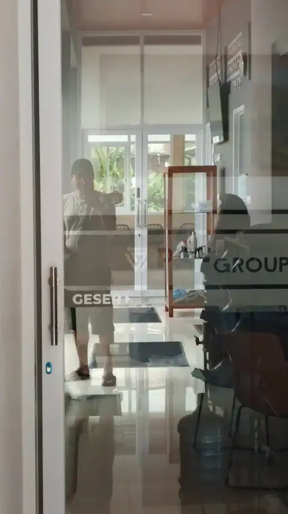 Cutting sticker sandblast stiker buram ice logo pintu geser alumunium