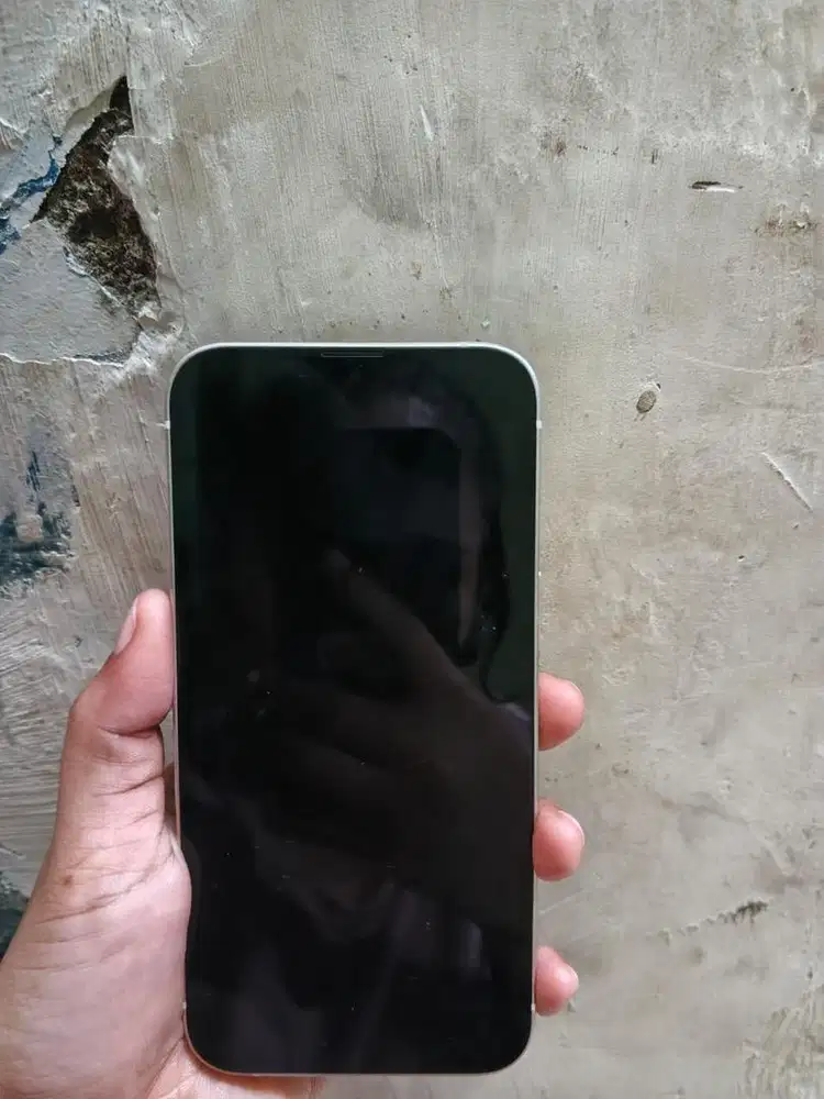 Iphone13 128 starlight inter