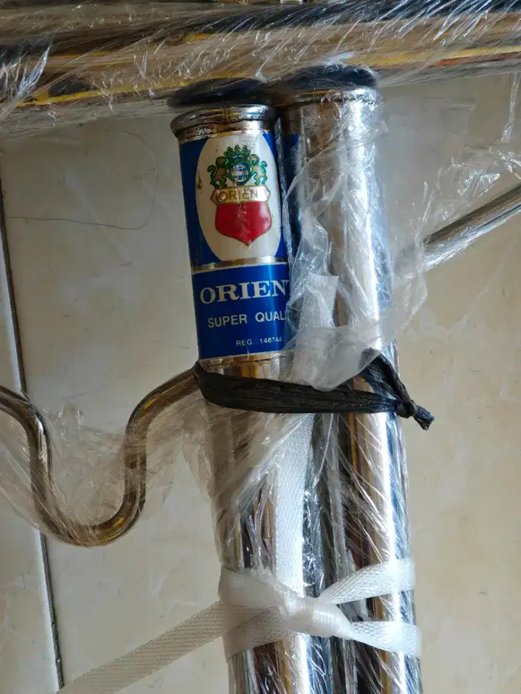 Ayunan merk Orient  besi chrome Stainles