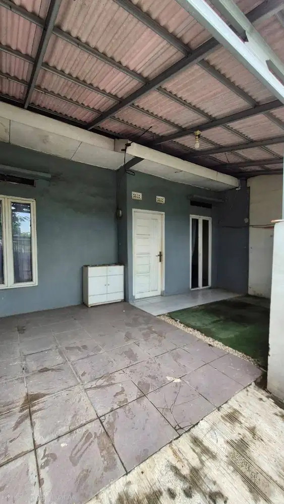 Di Jual Rumah Lokasi Strategis Karawang