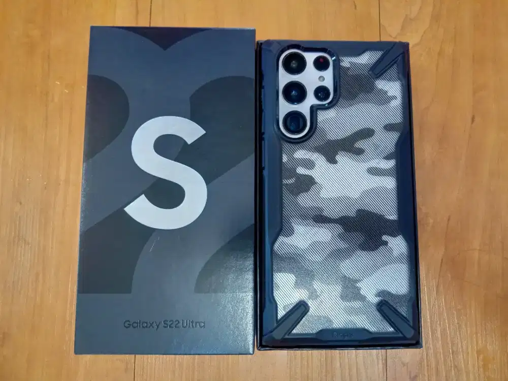 Samsung Galaxy S22 Ultra 12+12/256 Phantom White (Layar Bergaris 1)