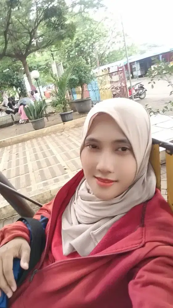 Saya sedang mencari lowongan freelance.
