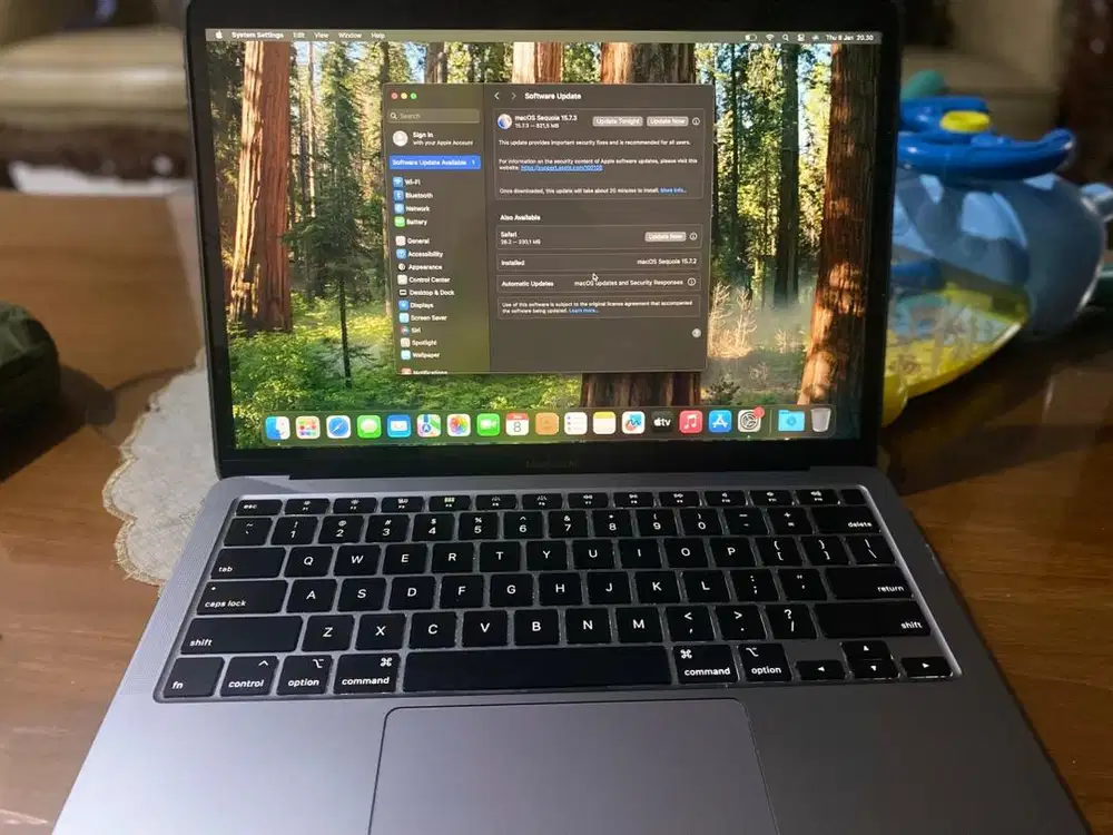Macbook Air 2020, 13 8/256 GB