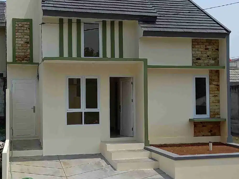 Dijual Rumah mungil dilahan luas di Cibinong
