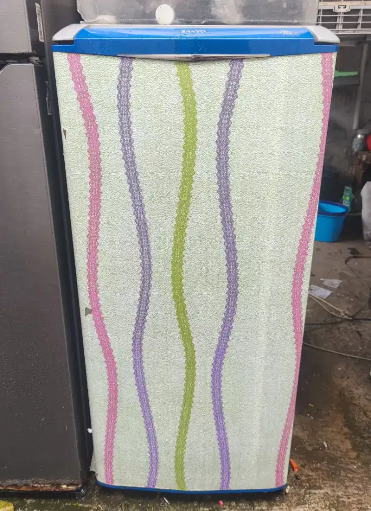 Kulkas 1pintu merek sanyo
