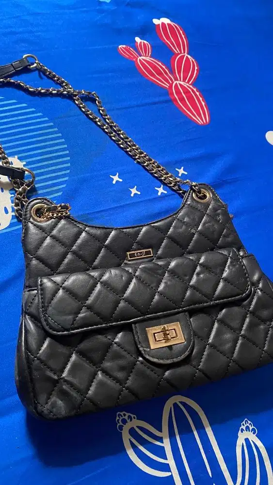 Tas selempang tas bahu