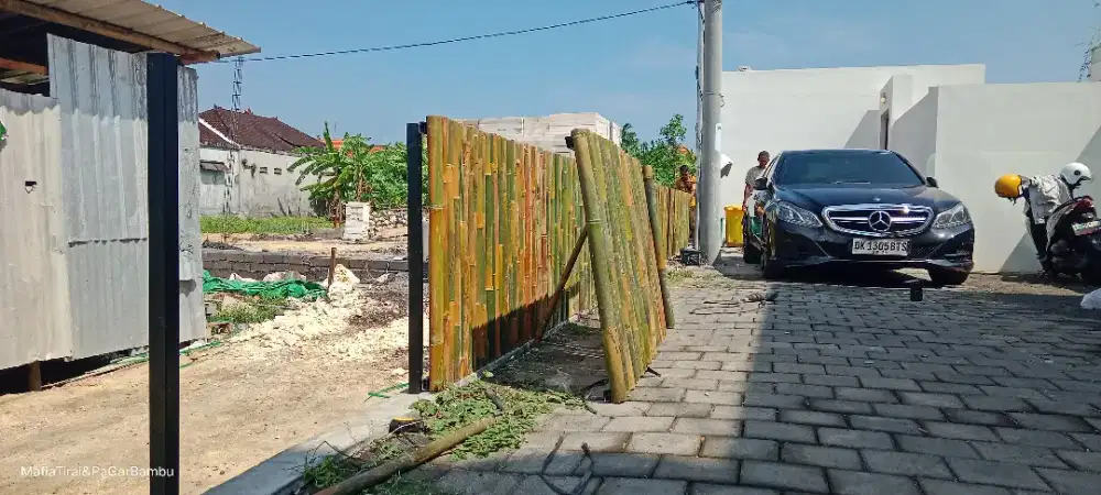 PAGAR BAMBU KERANGKA BESI