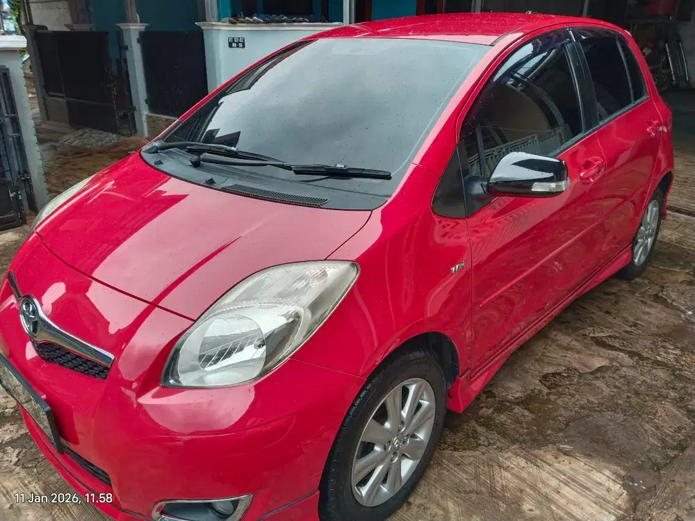 Toyota Yaris 2012 Bensin