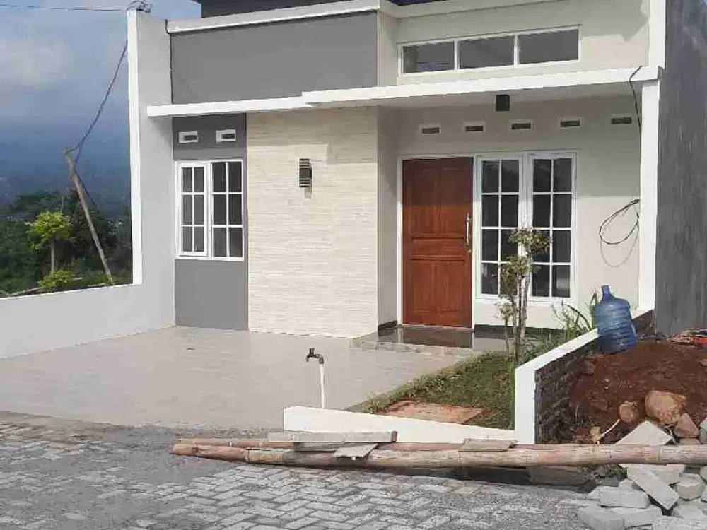 Rumah MINIMALIS 1lt di Jalan Pramuka Pudak Payung Banyumanik Semarang