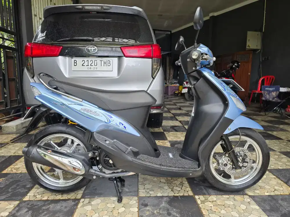 Mio 2006 biru muda / telur asin